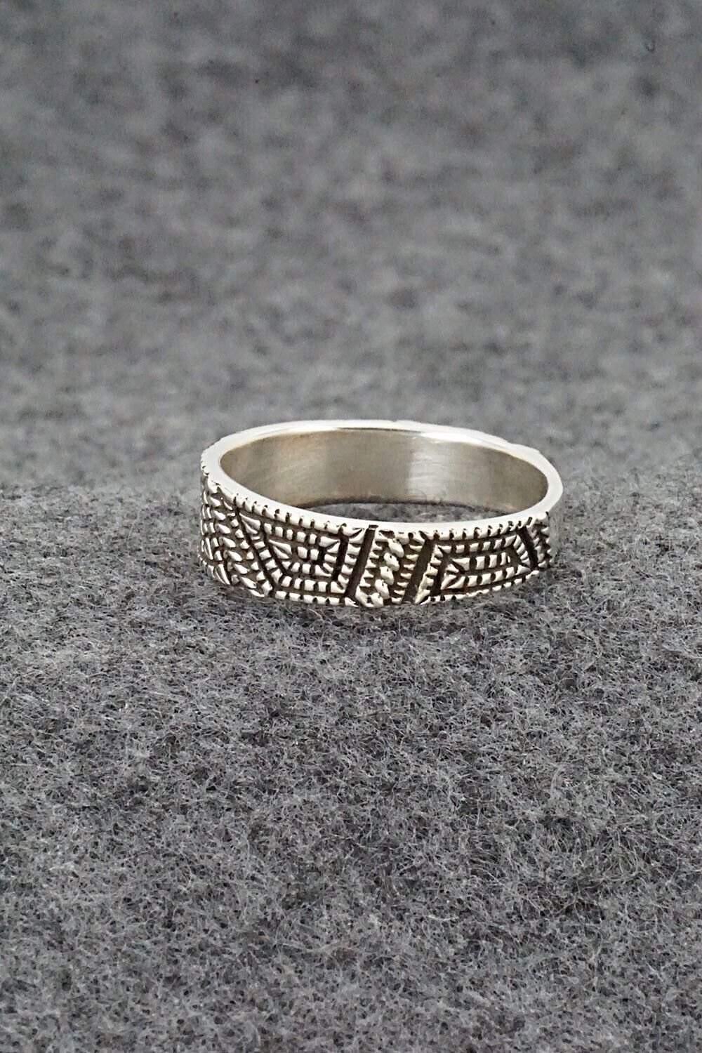 Sterling Silver Ring - Elgin Tom - Size 9.5