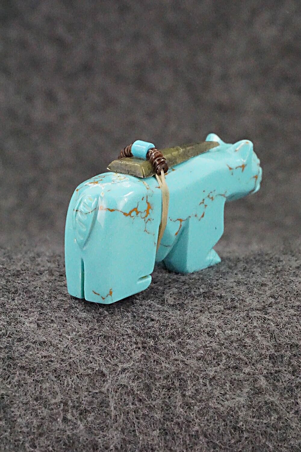 Bear Zuni Fetish Carving - Alex Tsethlikai