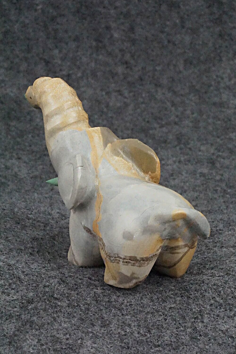 Elephant Zuni Fetish Carving - Enrike Leekya