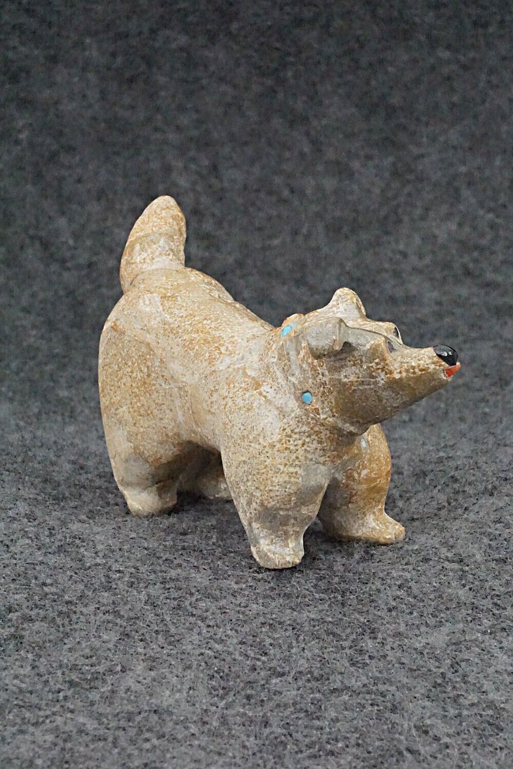 Dog Zuni Fetish Carving - Freddie Leekya