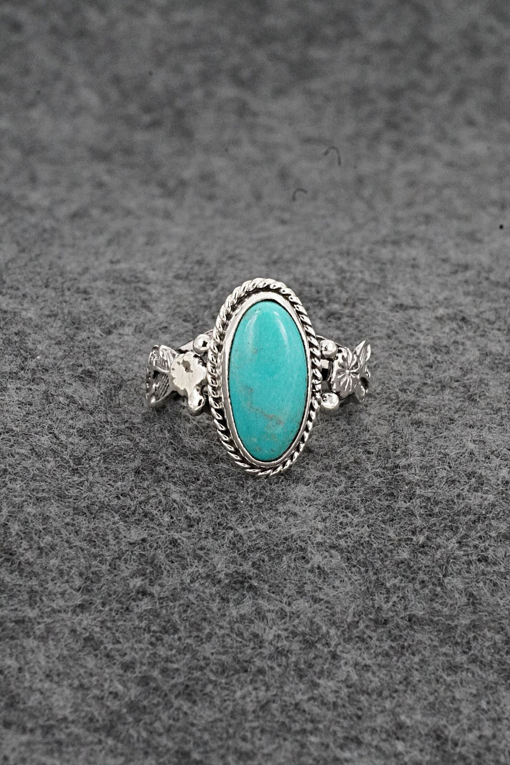 Turquoise & Sterling Silver Ring - Annette Chiquito - Size 7