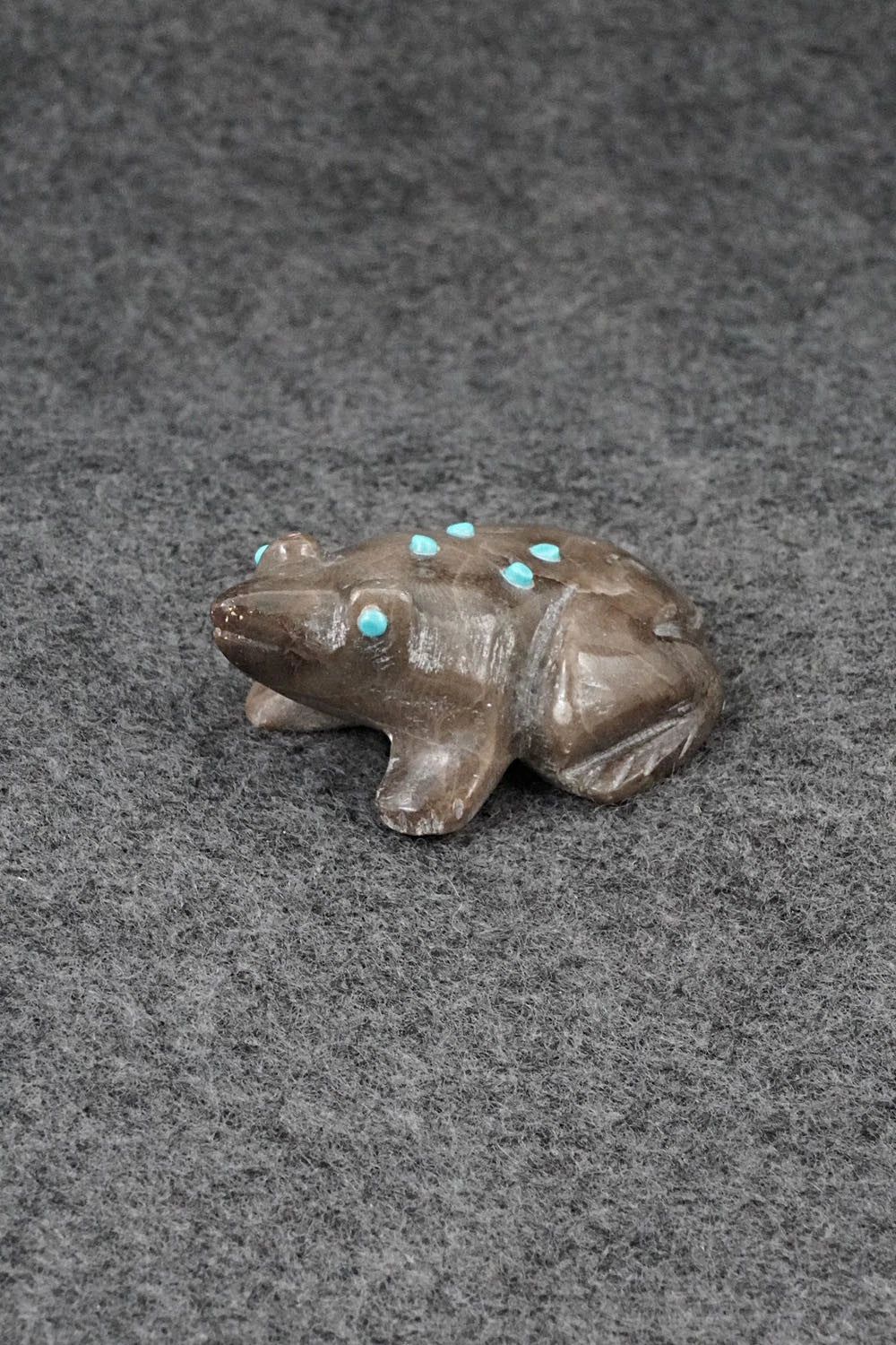Frog Zuni Fetish Carving - Ronnie Lunasee