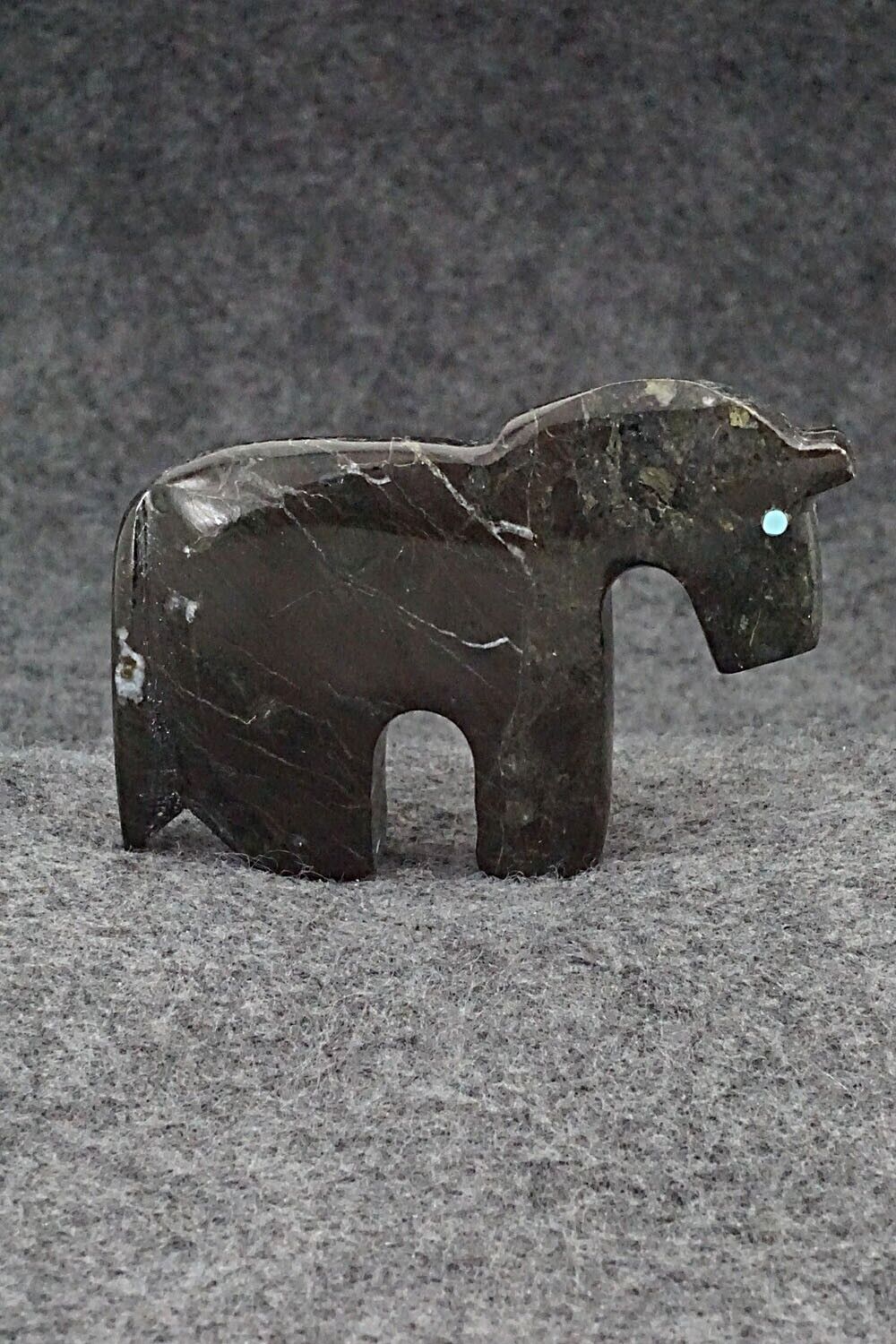 Horse Zuni Fetish Carving - Bernard Laiwakete