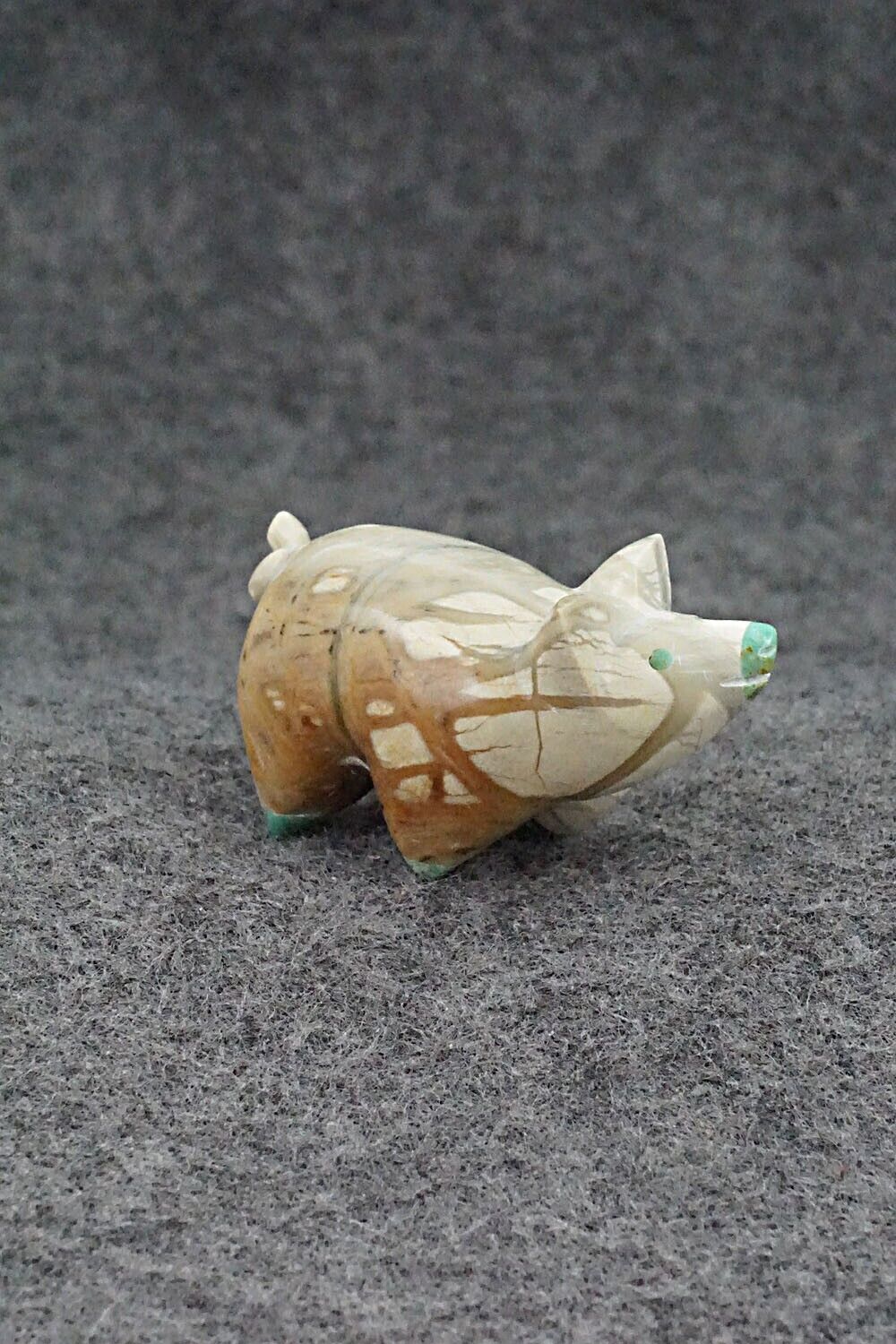 Pig Zuni Fetish Carving - Enrike Leekya