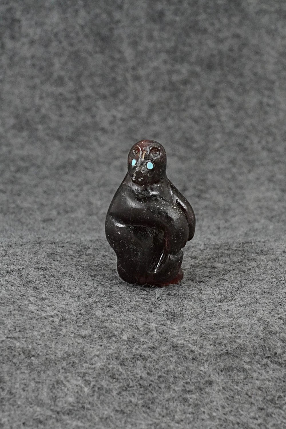 Bear Zuni Fetish Carving - Maxx Laate