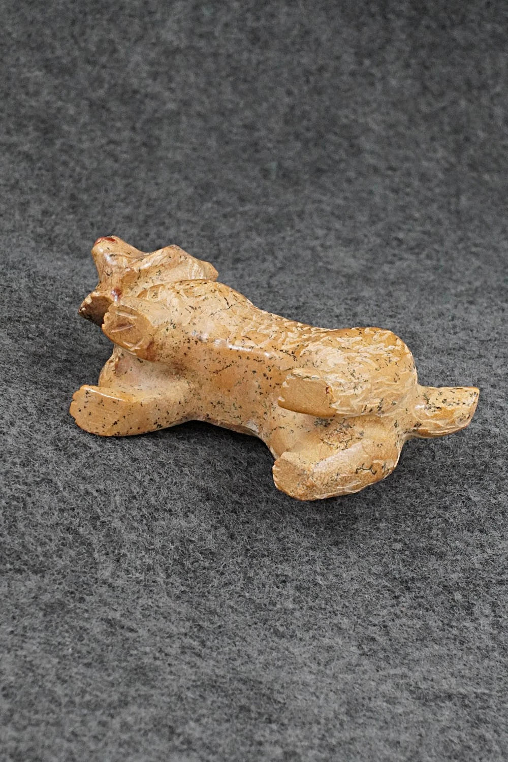 Bobcat Zuni Fetish Carving - Freddie Leekya