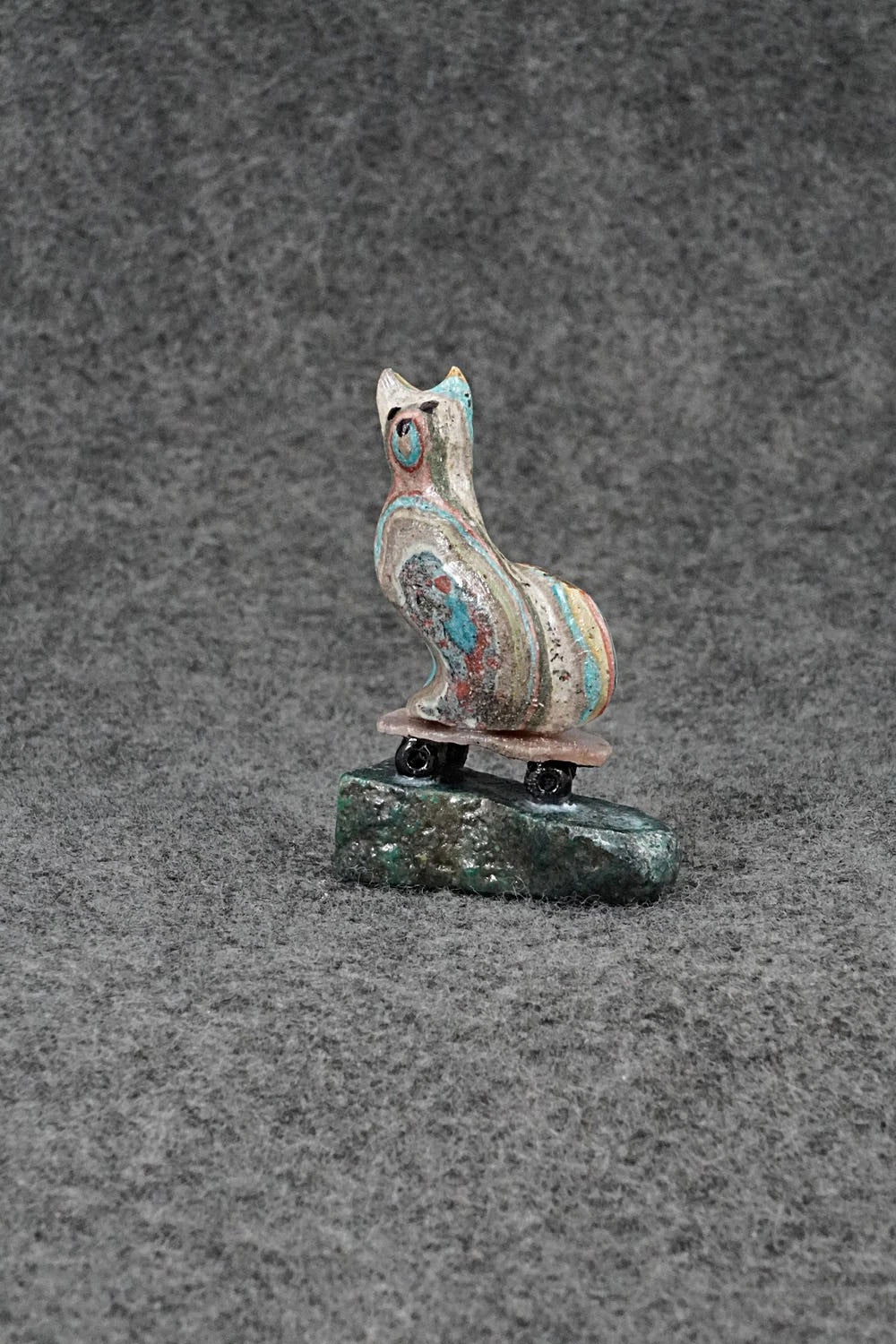 Cat Zuni Fetish Carving - Ruben Najera