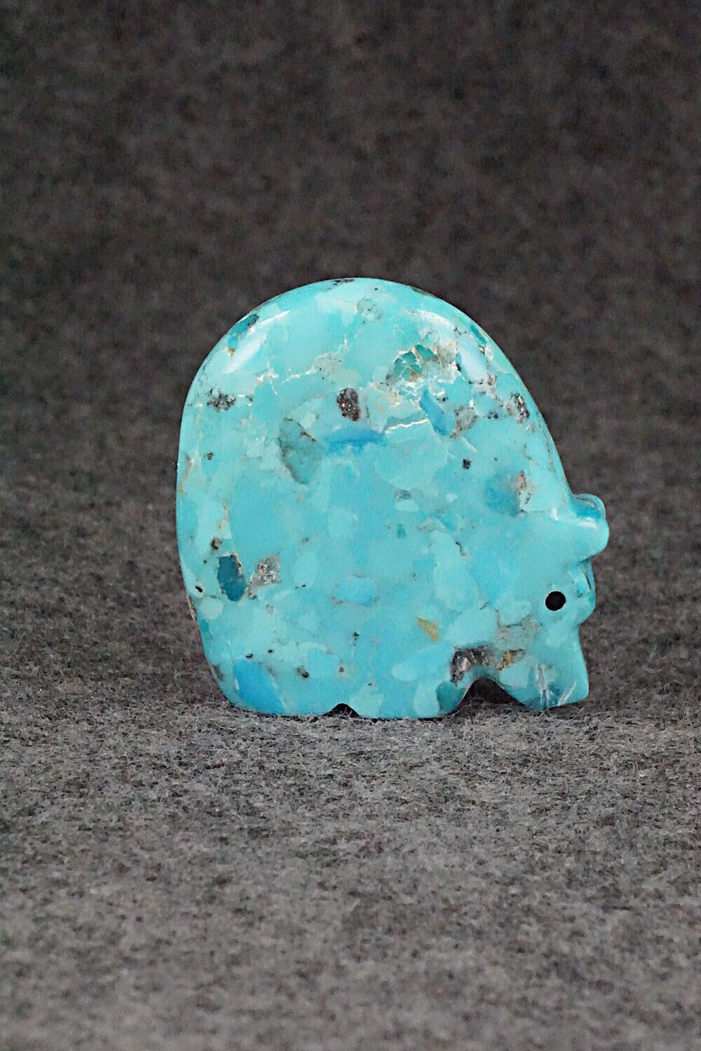 Bear Zuni Fetish Carving - Andres Lementino