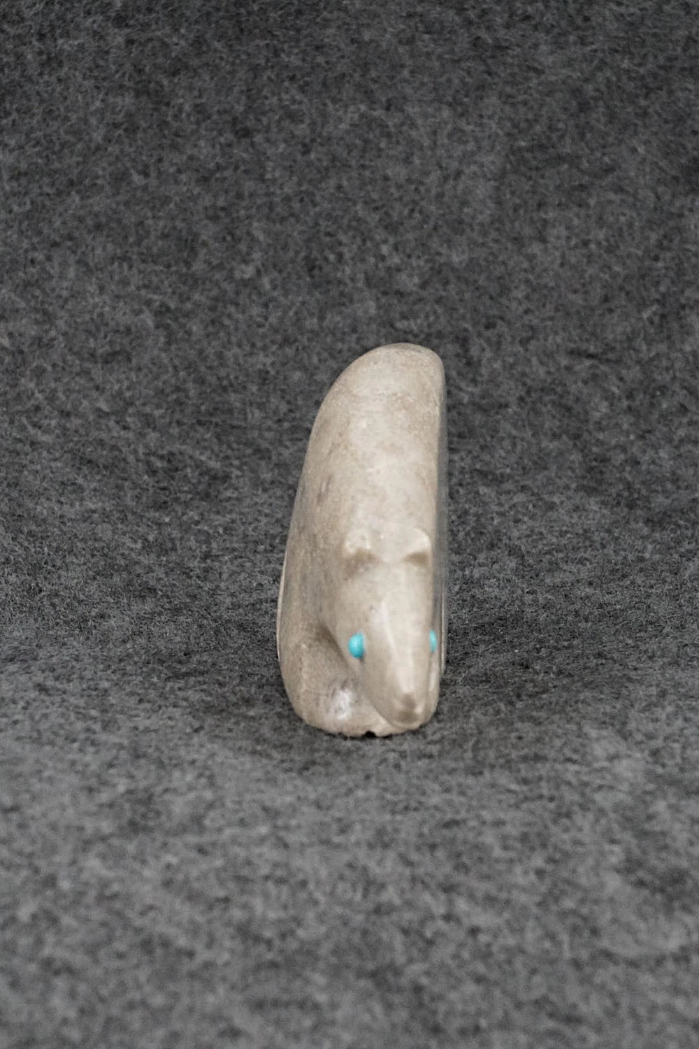 Bear Zuni Fetish Carving - Ronnie Lunasee