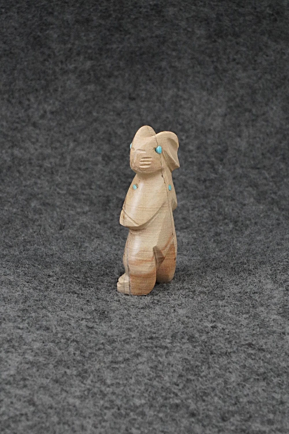 Rabbit Zuni Fetish Carving - Dannette Laate