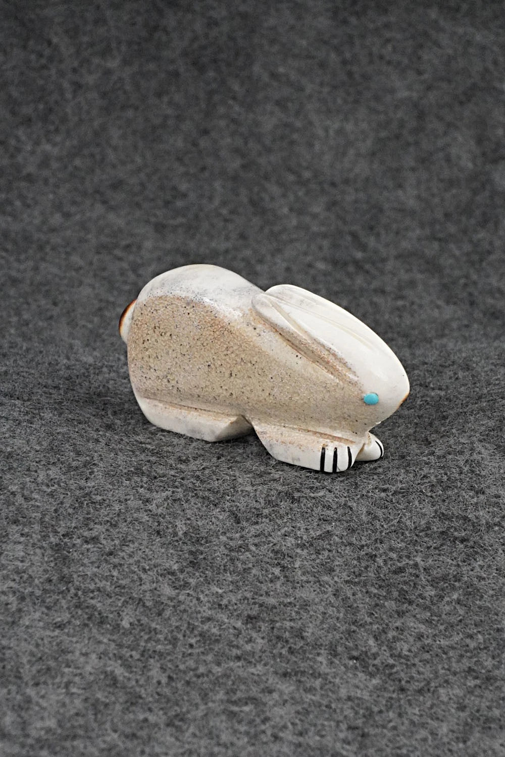 Rabbit Zuni Fetish Carving - Claudia Peina