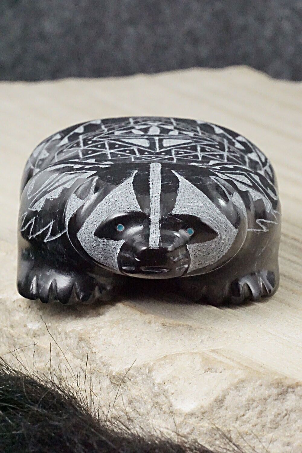Badger Zuni Fetish Carving - Curtis Garcia