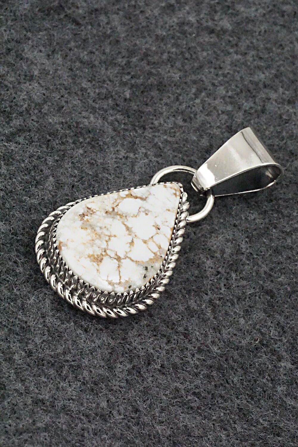 Wild Horse & Sterling Silver Pendant - Alvin Joe