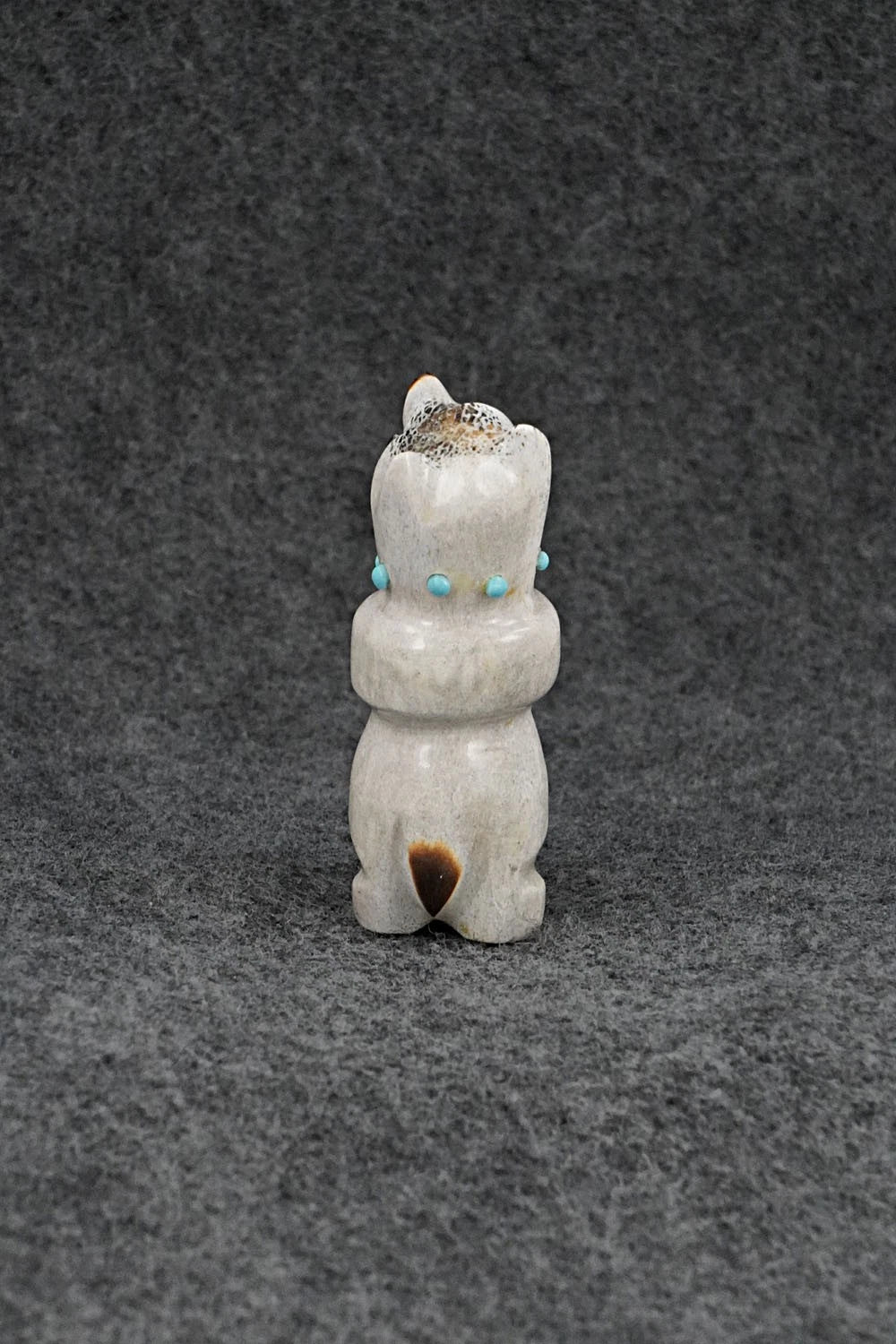 Bear Zuni Fetish Carving - Claudia Peina