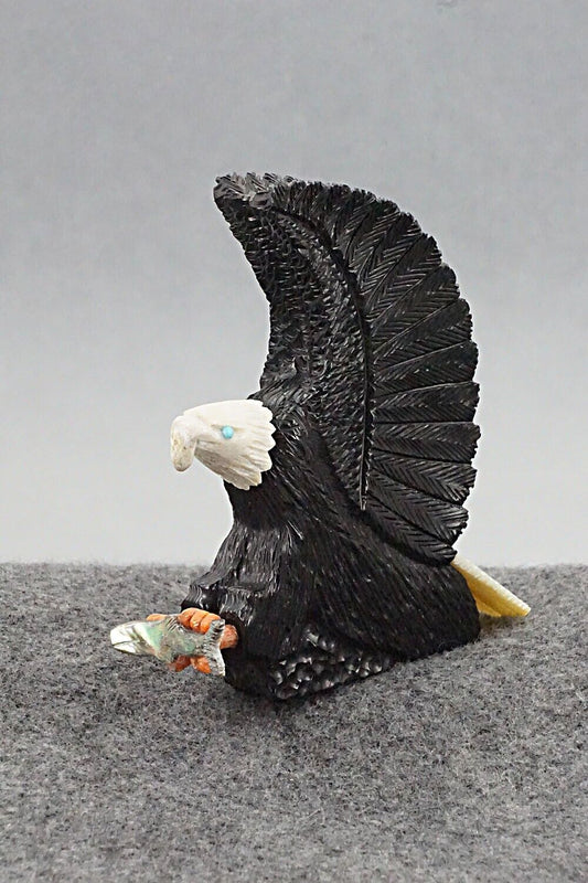 Bald Eagle w/Fish Zuni Fetish Carving - Mike Tucson