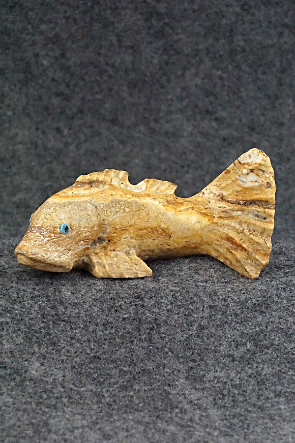 Fish Zuni Fetish Carving - Glendon Lasiloo