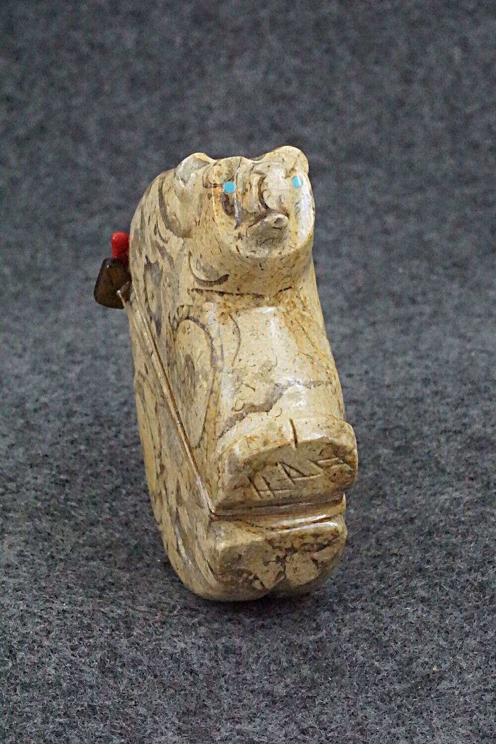 Bear Zuni Fetish Carving - Paulette & Farlan Quam