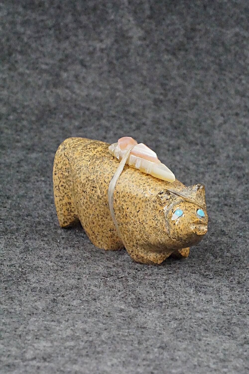 Wolf Zuni Fetish Carving - Delvin Leekya