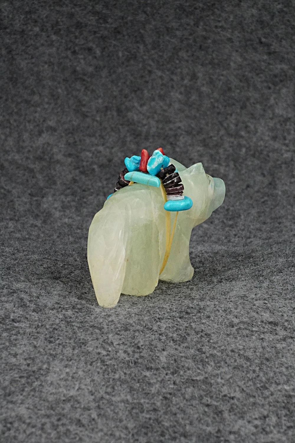 Wolf Zuni Fetish Carving - Rodney Laiwakete