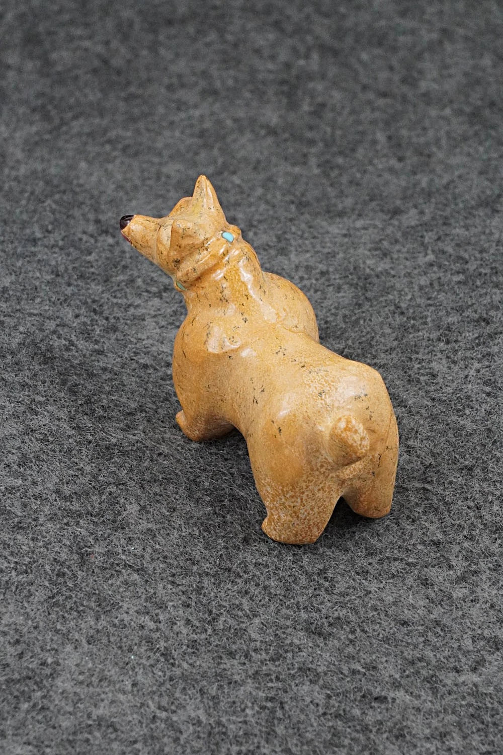 Dog Zuni Fetish Carving - Freddie Leekya