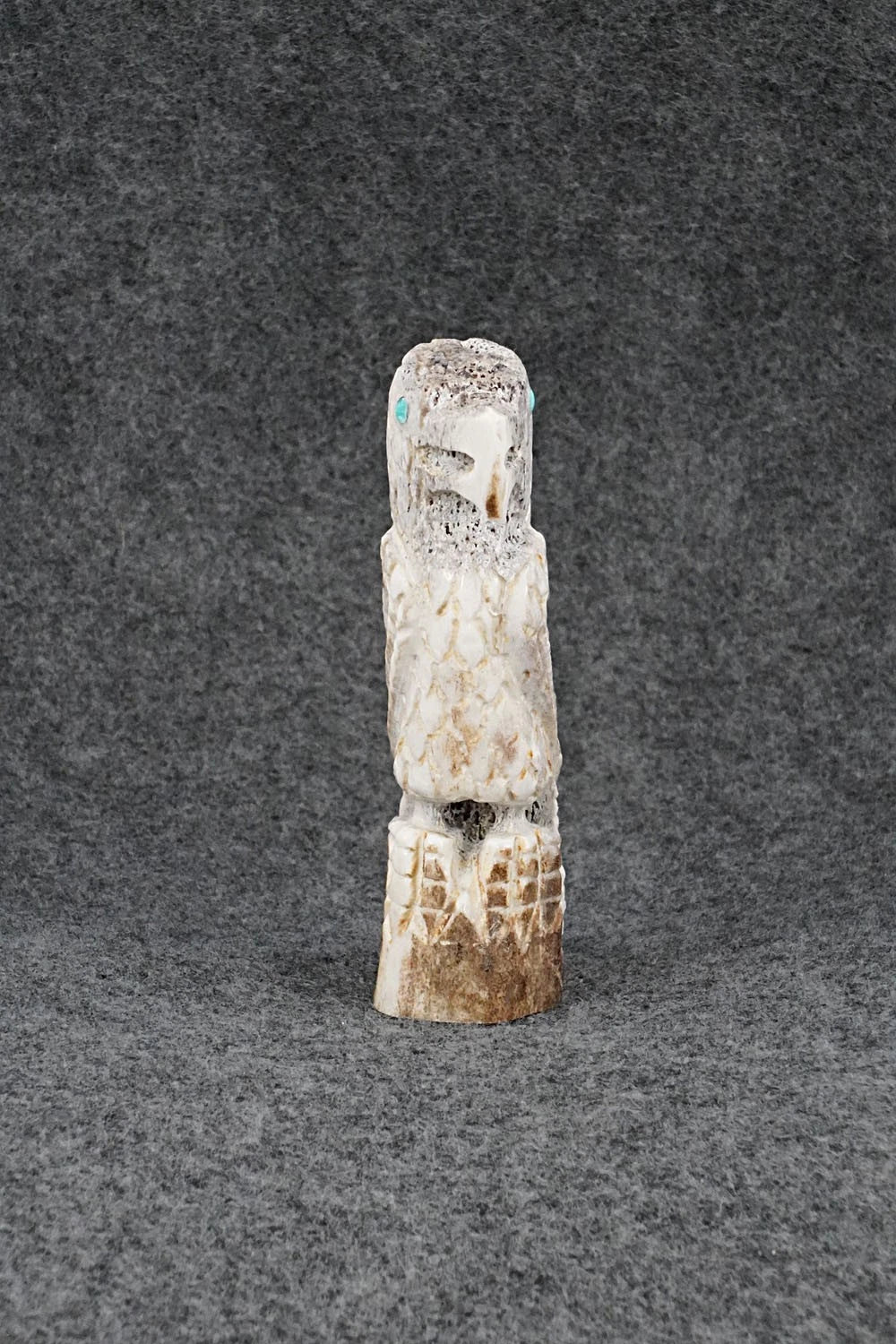 Eagle Zuni Fetish Carving - Garrick Weeka