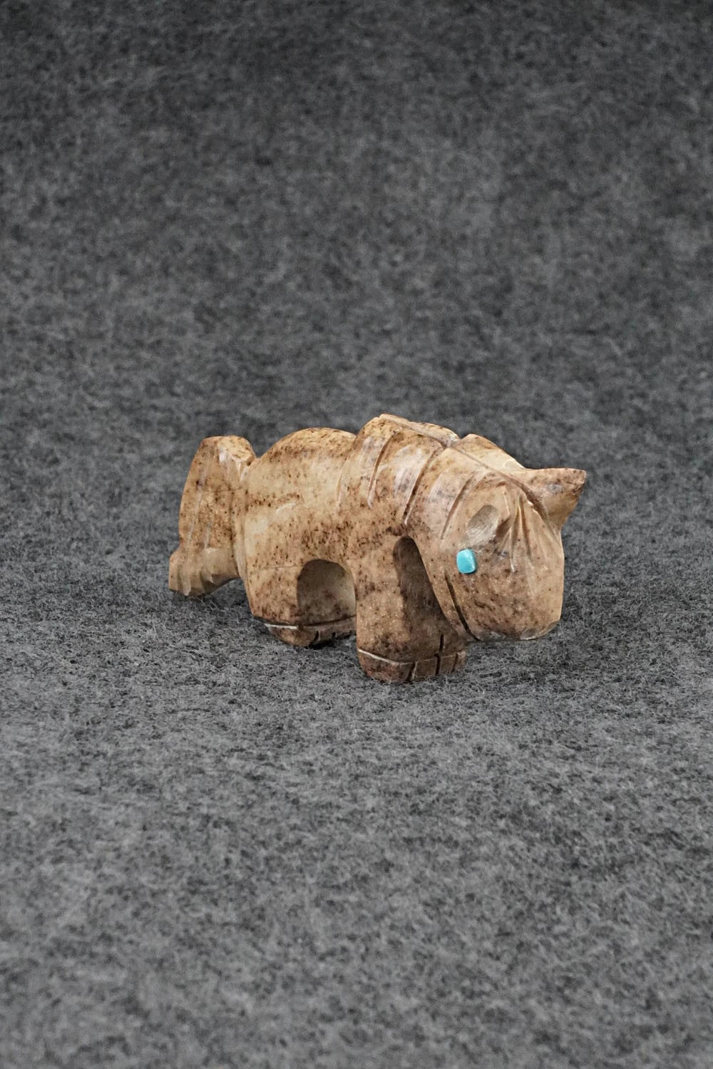 Horse Zuni Fetish Carving - Dannette Laate