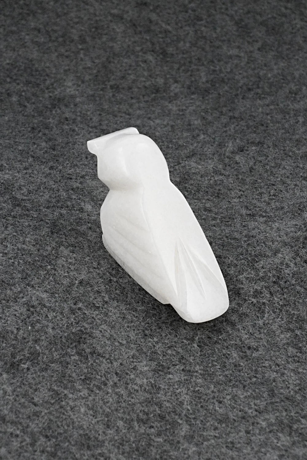 Owl Zuni Fetish Carving - Abby Quam Panteah