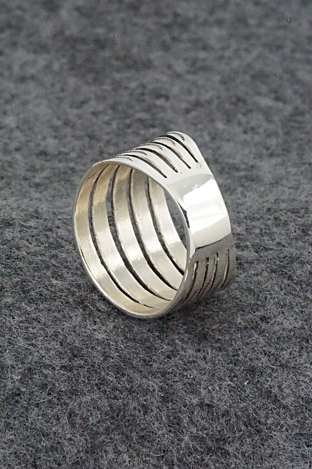 Sterling Silver Ring - Elgin Tom - Size 9.5