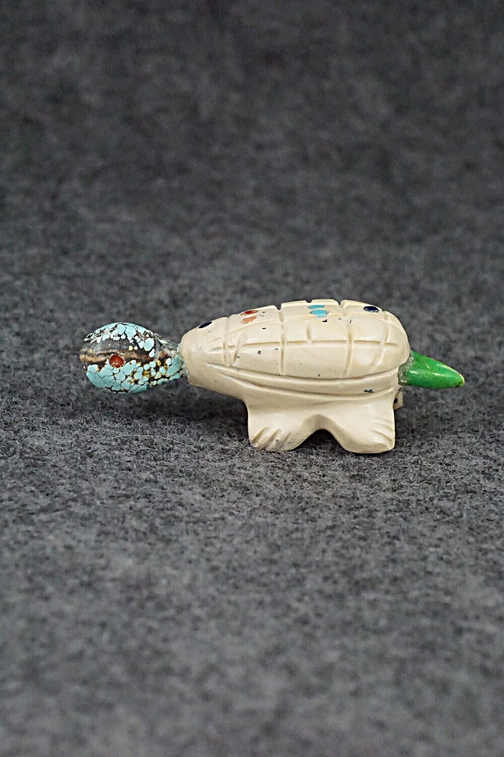 Turtle Zuni Fetish Carving - Louise Ponchuella