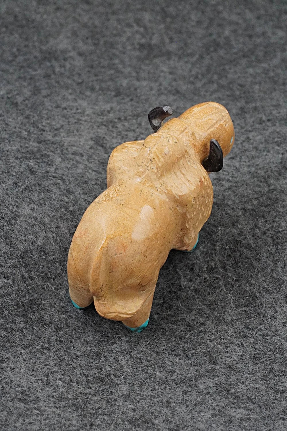 Buffalo Zuni Fetish Carving - Freddie Leekya