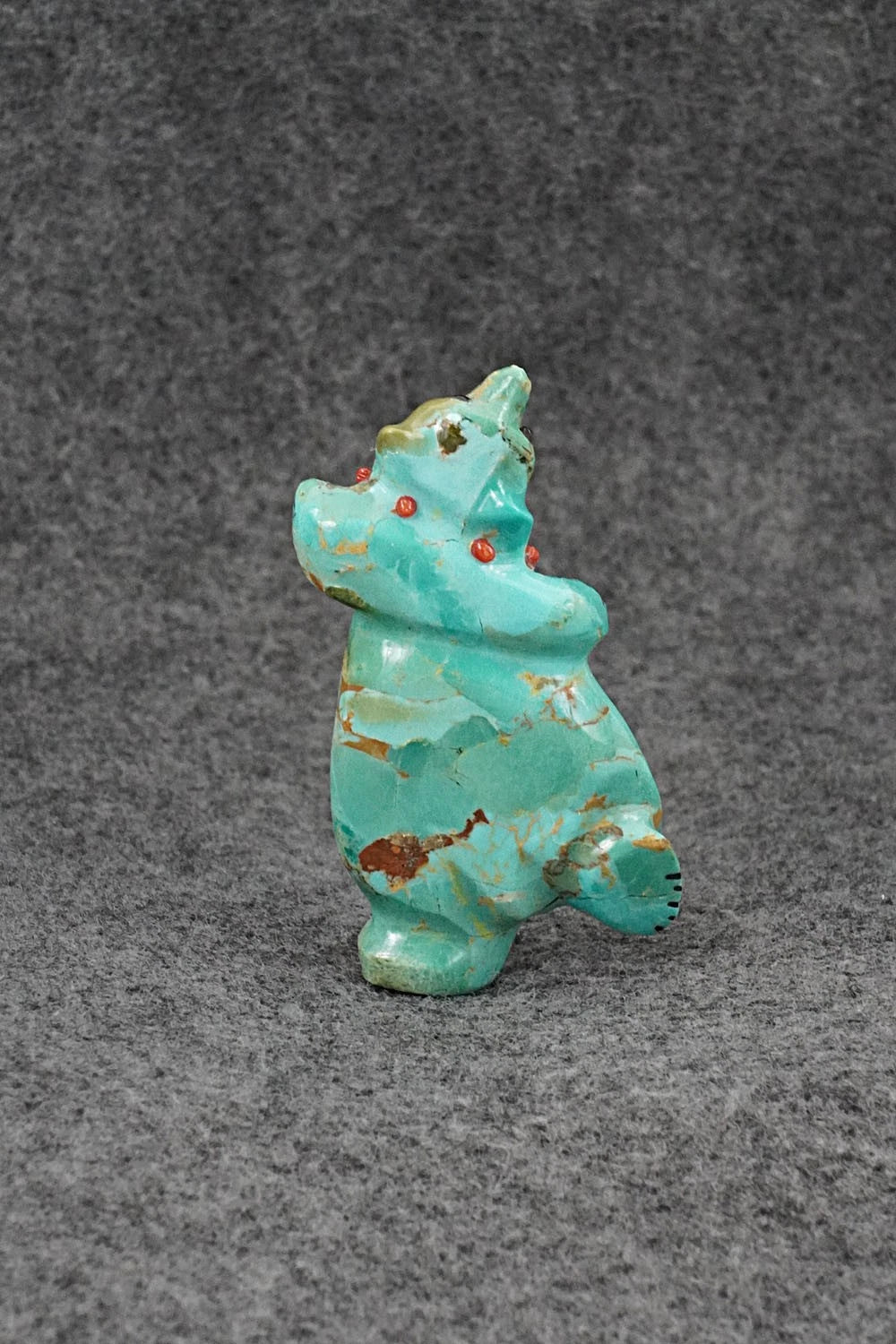 Bear Zuni Fetish Carving - Claudia Peina