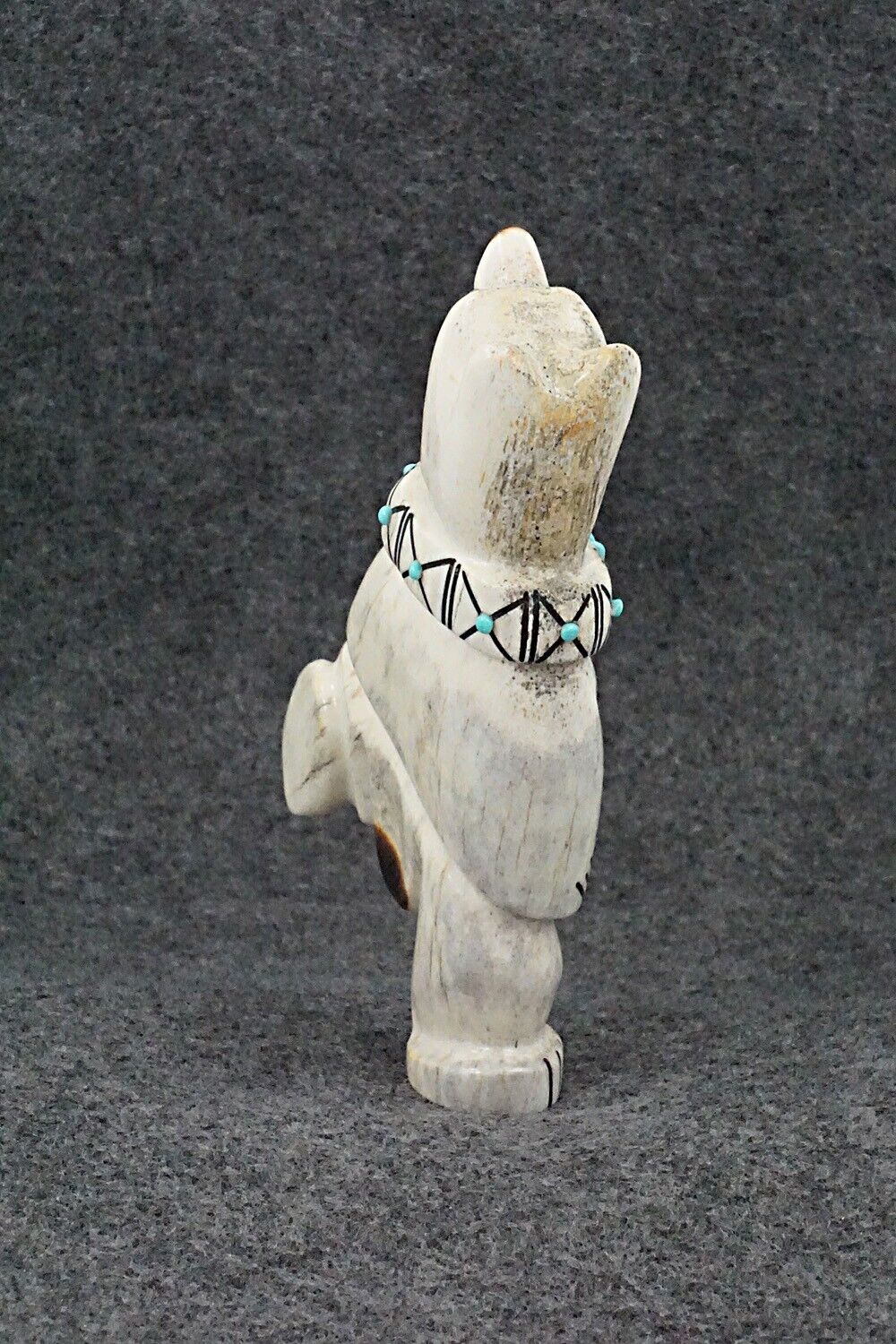 Bear Zuni Fetish Carving - Claudia Peina