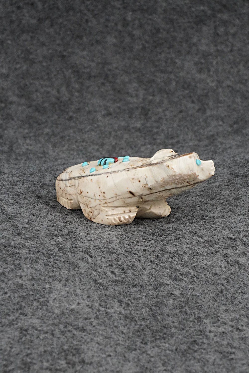Badger Zuni Fetish Carving - Dannette Laate