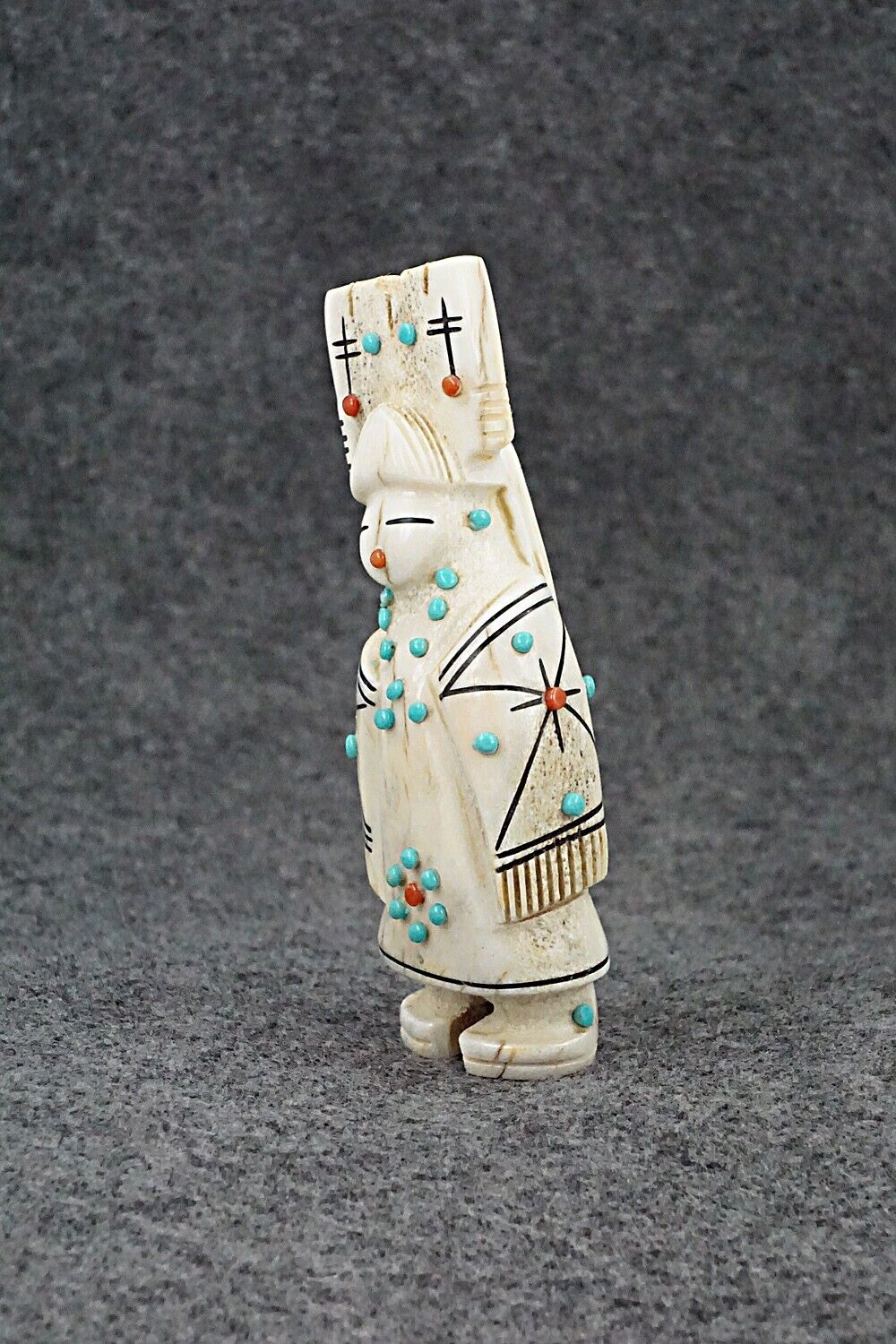 Corn Maiden Zuni Fetish Carving - Claudia Peina