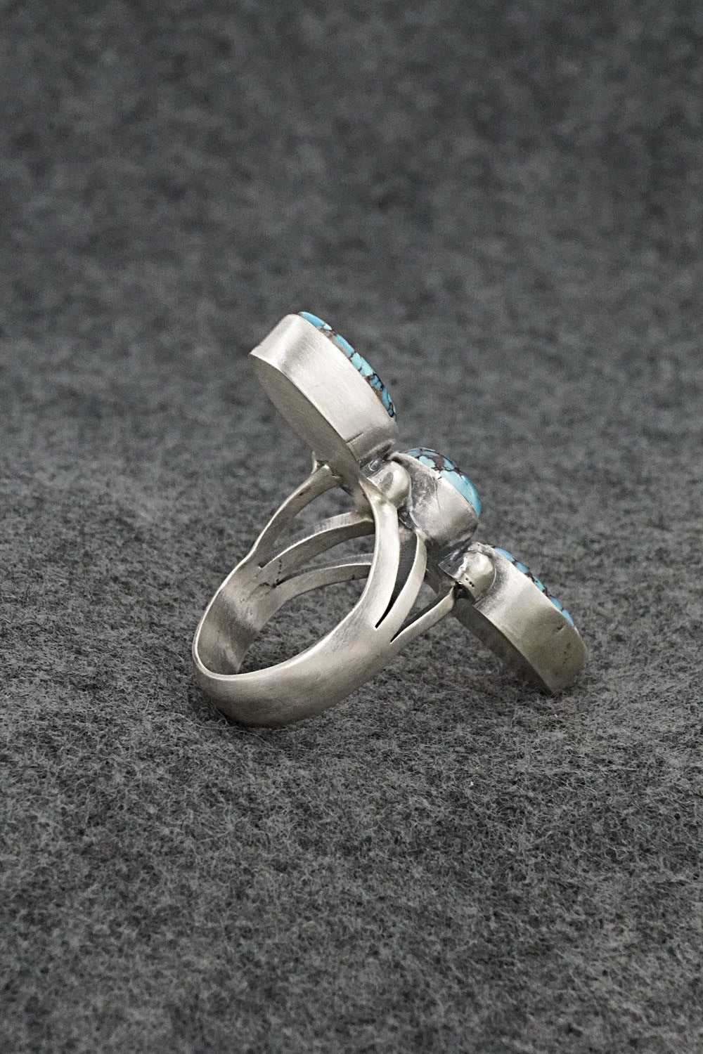 Turquoise & Sterling Silver Ring - Bobby Johnson - Size 9