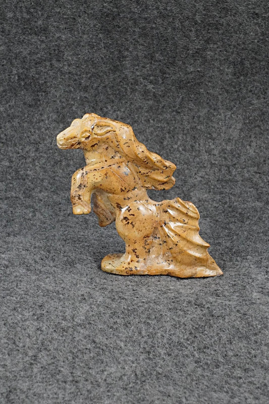 Horse Zuni Fetish Carving - Terrance Panteah