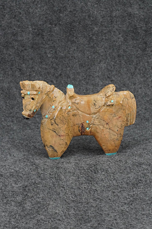 Horse Zuni Fetish Carving - Freddie Leekya