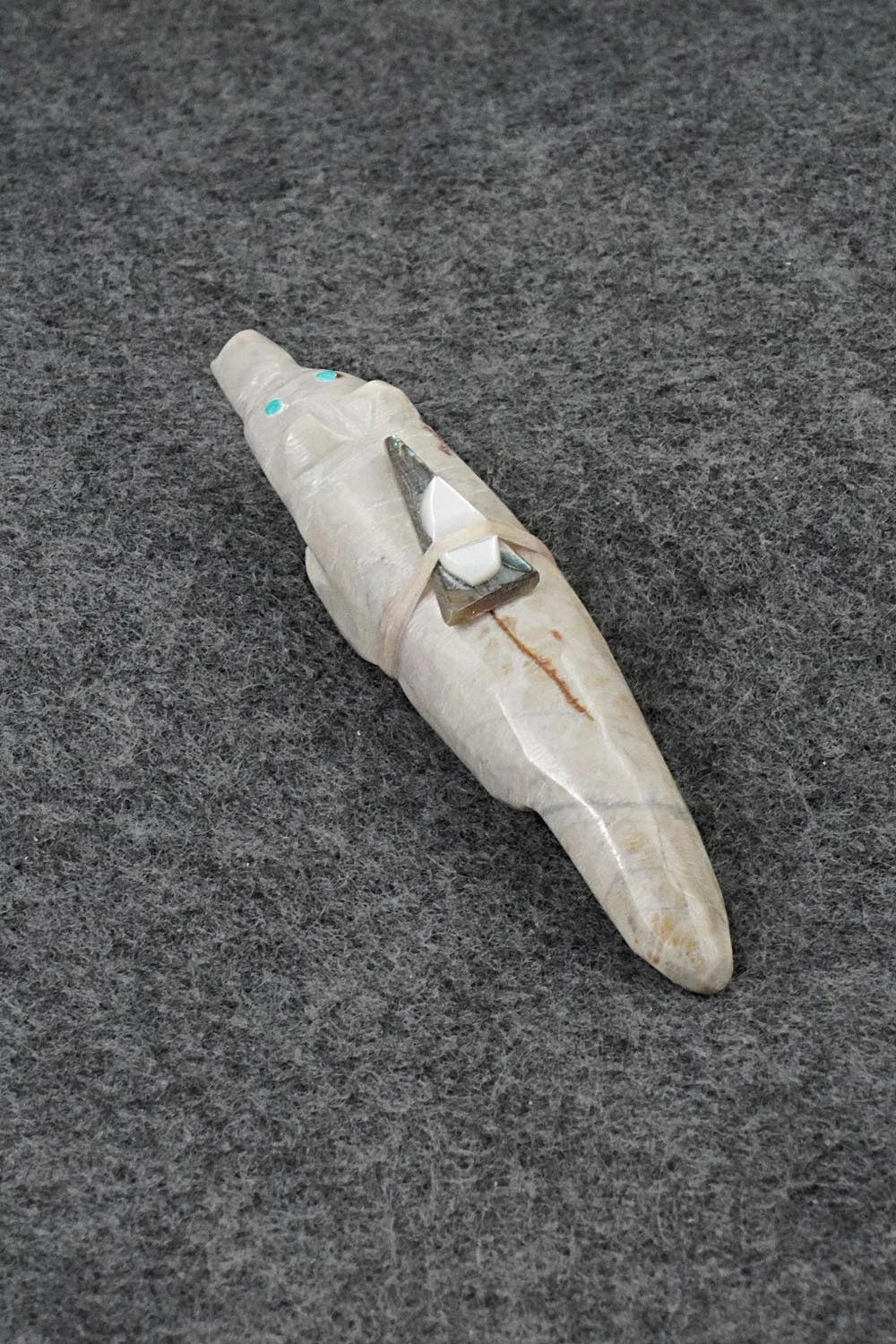 Badger Zuni Fetish Carving - Delvin Leekya