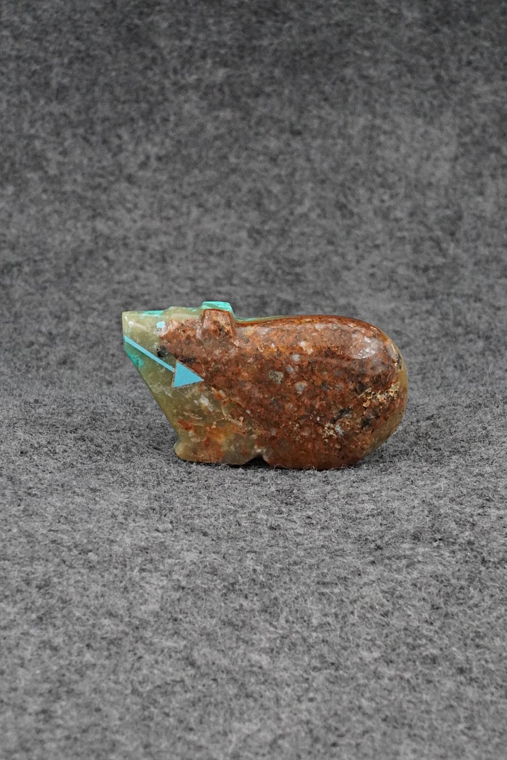 Bear Zuni Fetish Carving - Abby Panteah Quam