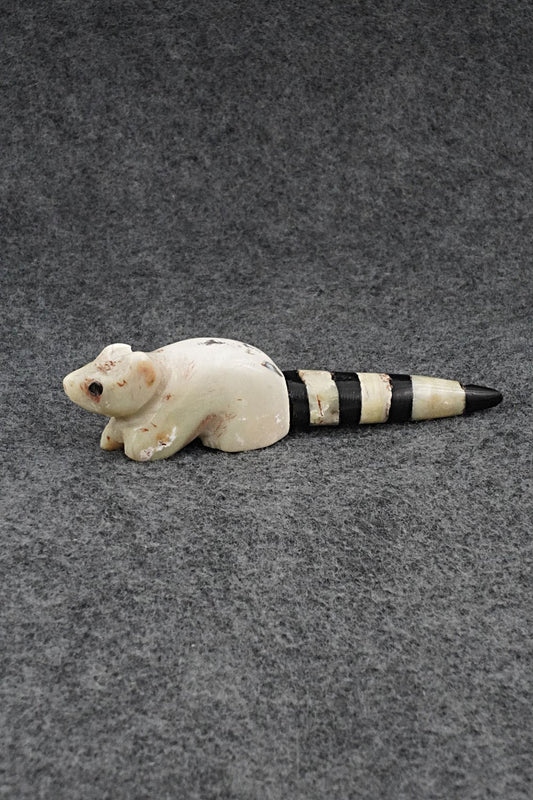 Raccoon Zuni Fetish Carving - Justin Red Elk