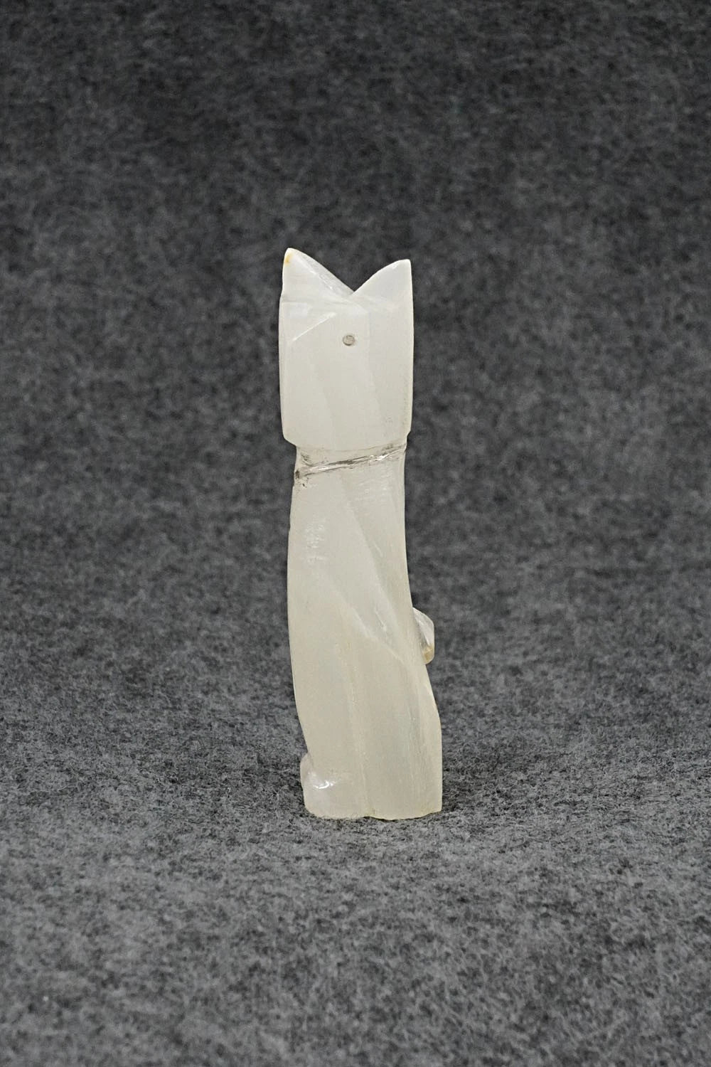 Cat Zuni Fetish Carving - Kenny Chavez