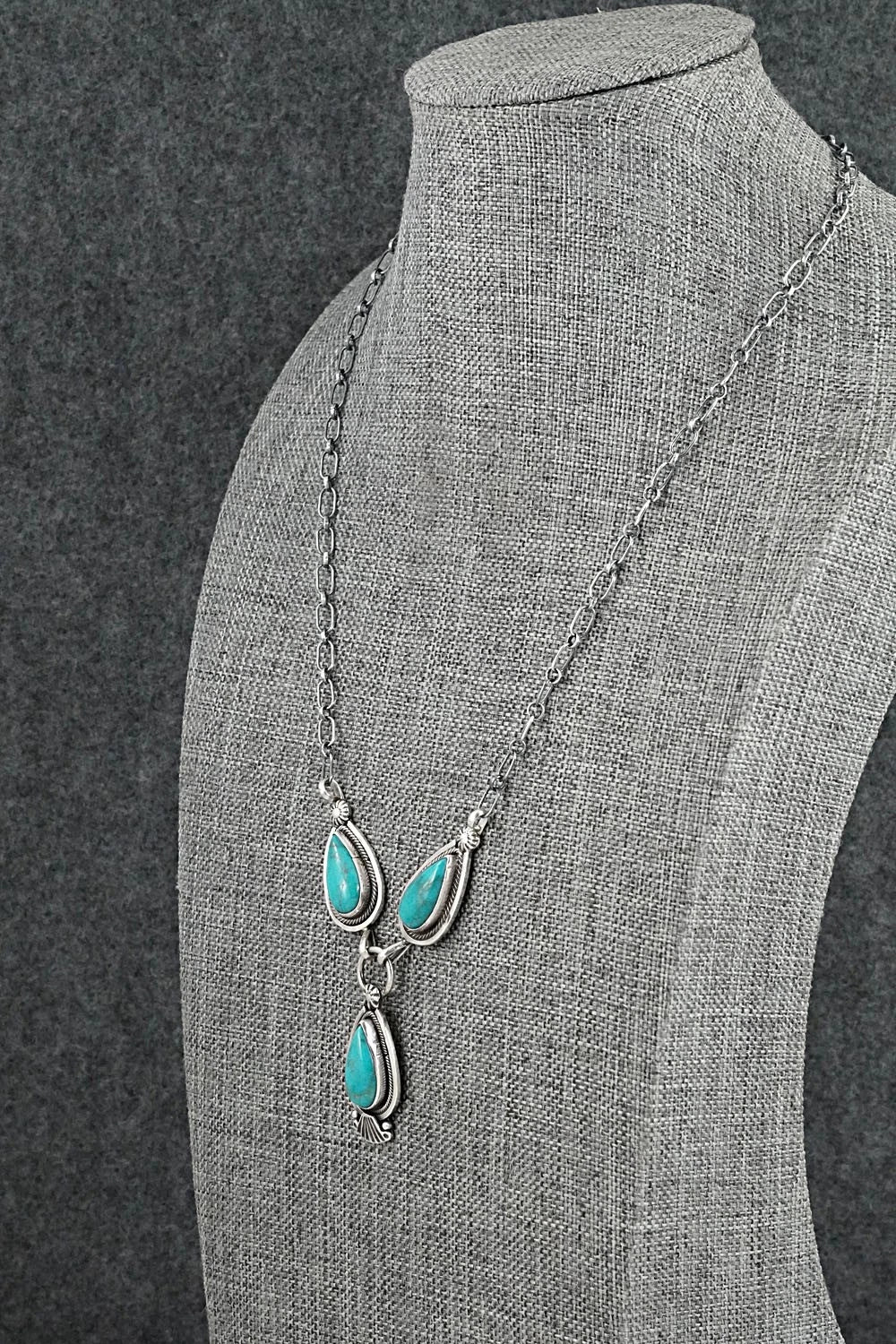 Turquoise & Sterling Silver Necklace - Verley Betone