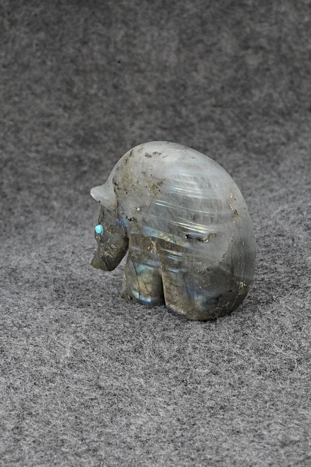 Bear Zuni Fetish Carving - Ronnie Lunasee