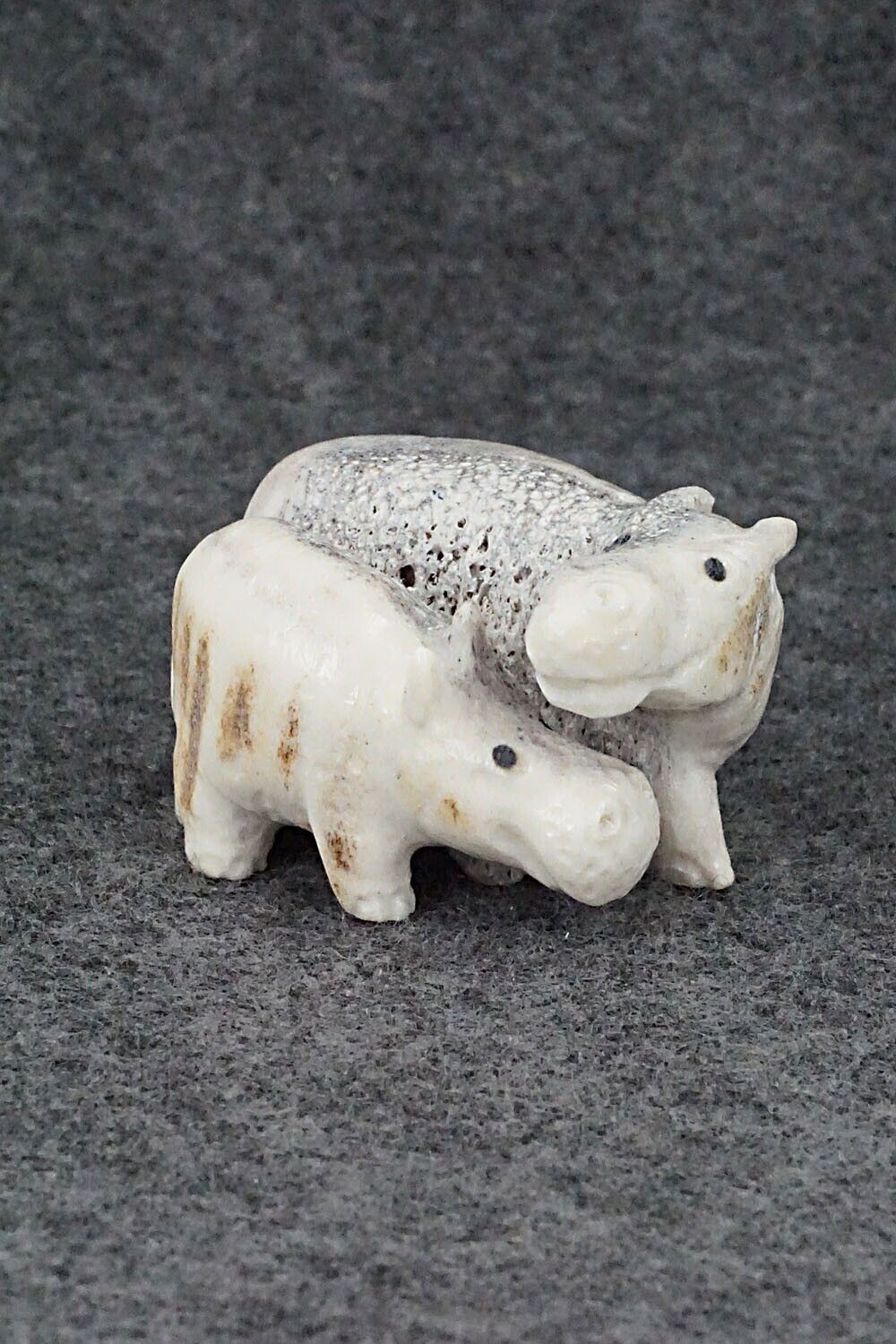 Hippos Zuni Fetish Carving - Maxx Laate