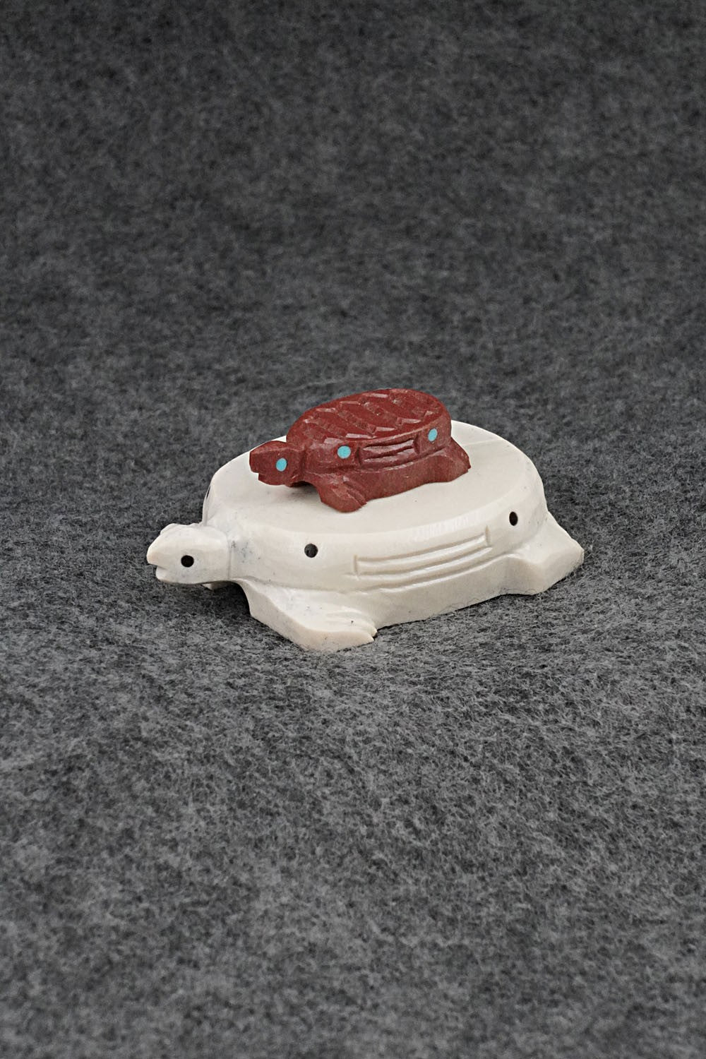 Turtle Zuni Fetish Carving - Jesus Espino