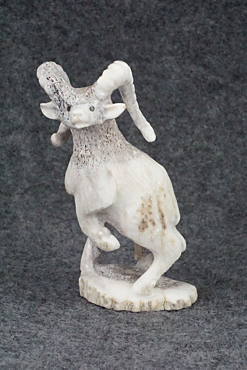 Ram Zuni Fetish Carving - Maxx Laate
