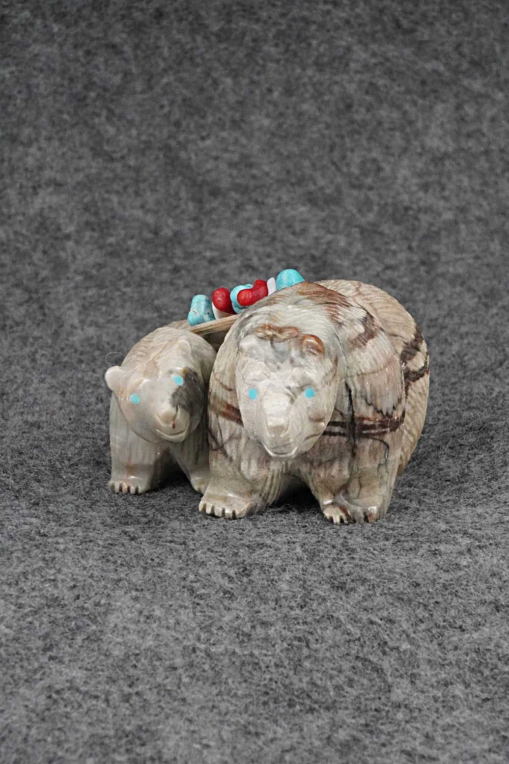 Bear Zuni Fetish Carving - Farlan & Paulette Quam