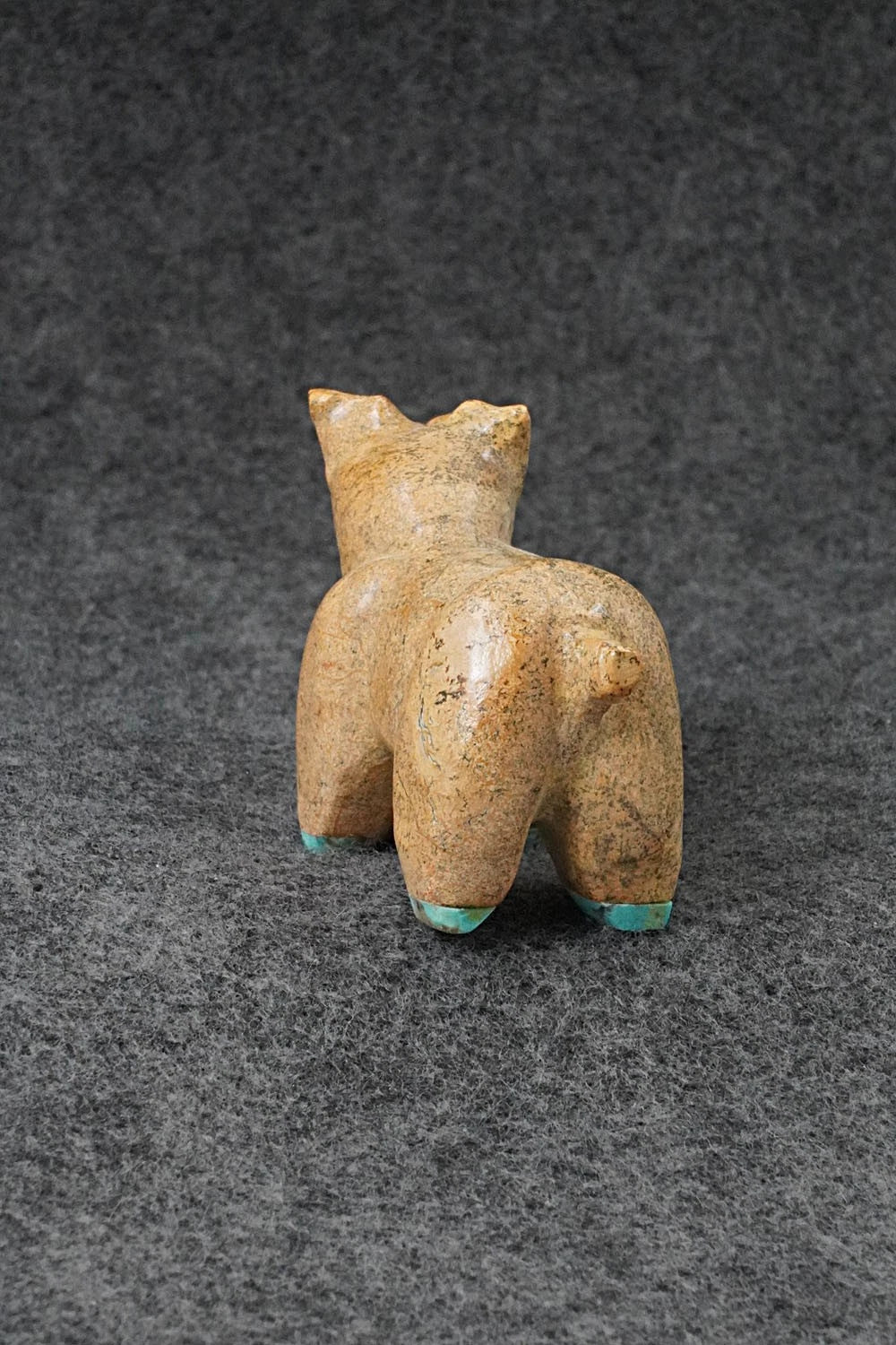 Pig Zuni Fetish Carving - Freddie Leekya