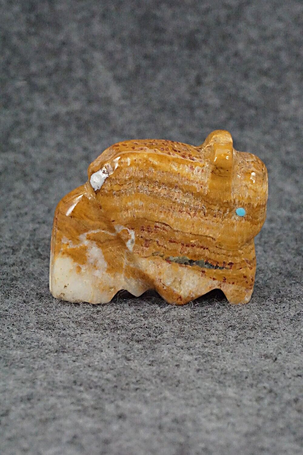Buffalo Zuni Fetish Carving - Danny Lonjose