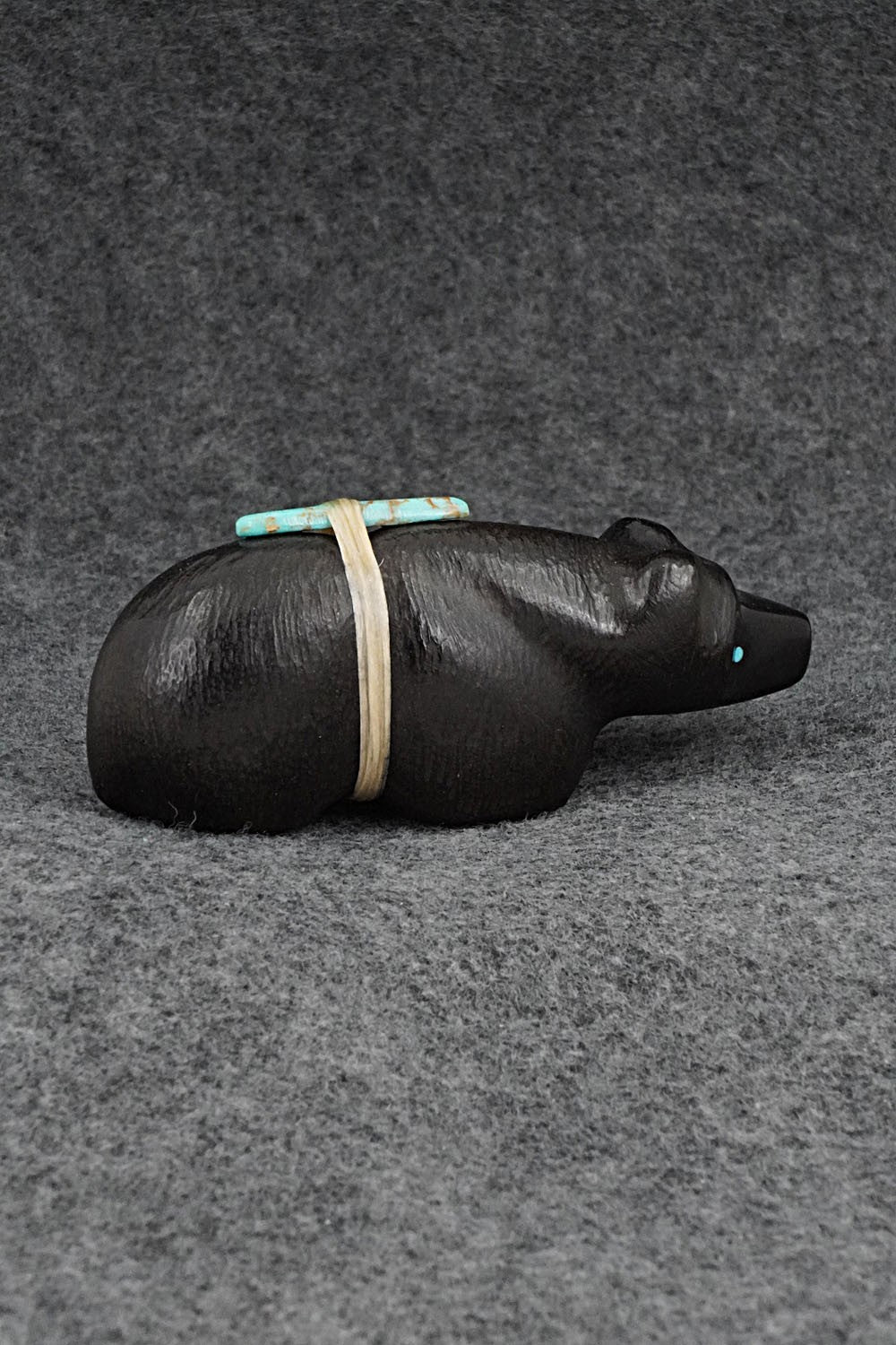 Bear Zuni Fetish Carving - Herbert Halate